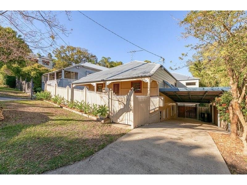 9 Broadway Street, Red Hill QLD 4059