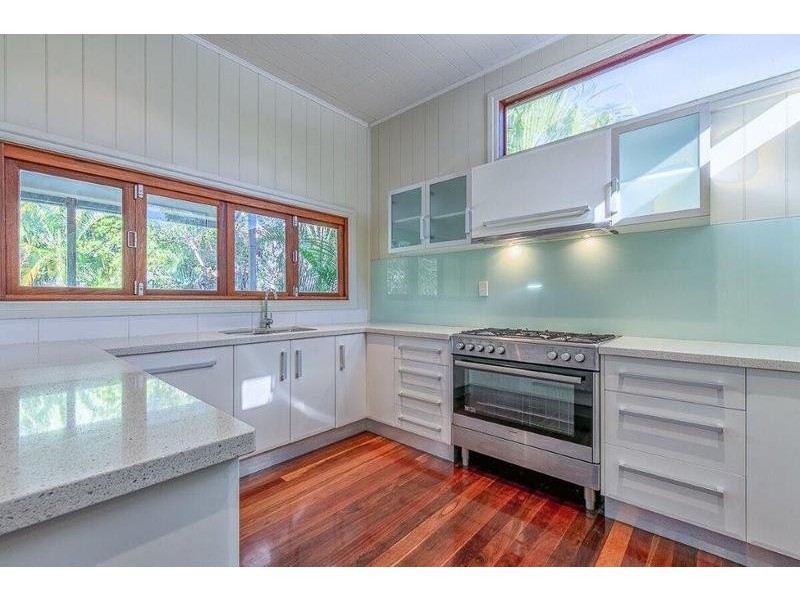 9 Broadway Street, Red Hill QLD 4059