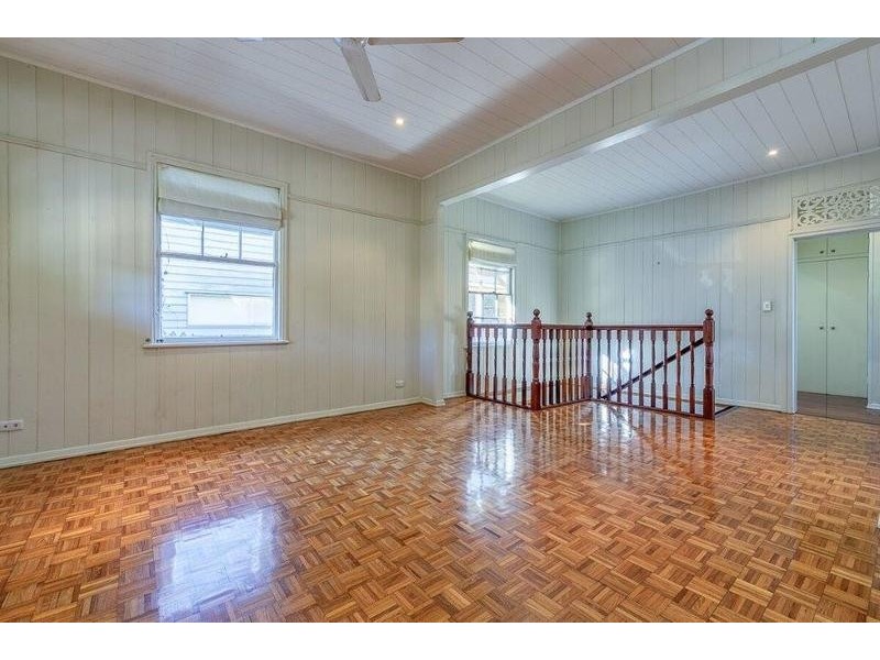 9 Broadway Street, Red Hill QLD 4059
