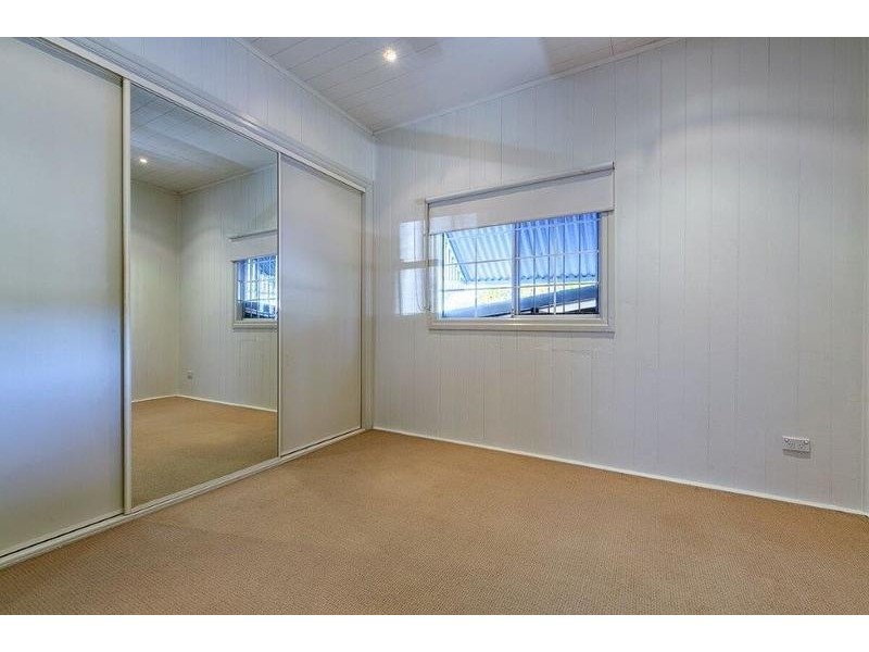 9 Broadway Street, Red Hill QLD 4059