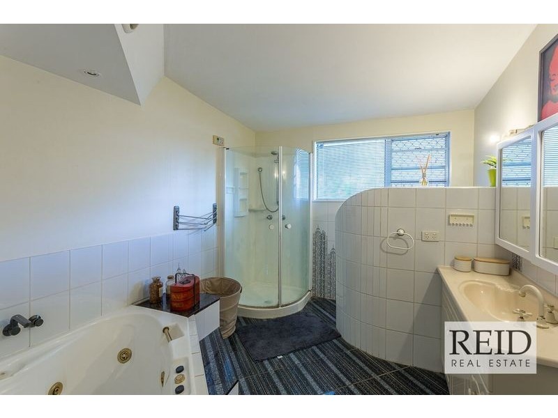 12 Eastbourne Street, Chermside West QLD 4032