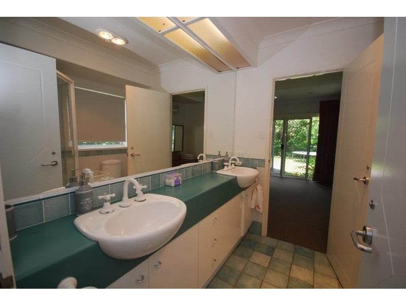 9 Clare Place, The Gap QLD 4061