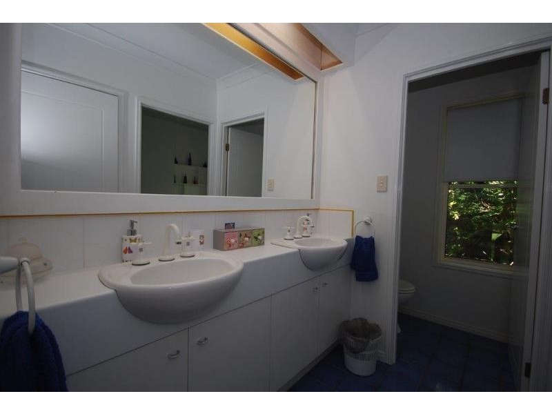 9 Clare Place, The Gap QLD 4061