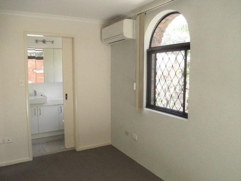2/22 Paradise Street, Highgate Hill QLD 4101