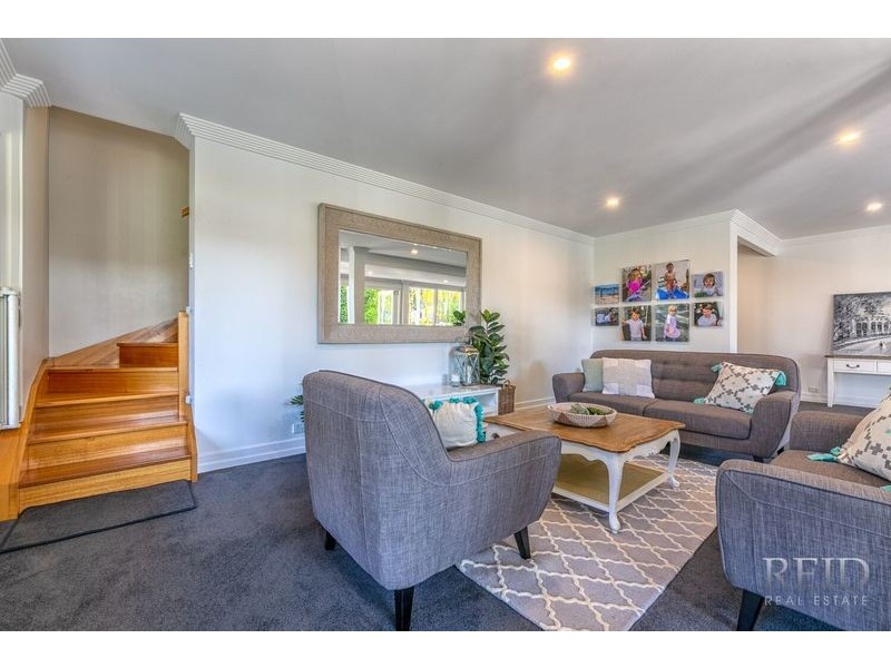 24 Walker Avenue, Teneriffe QLD 4005