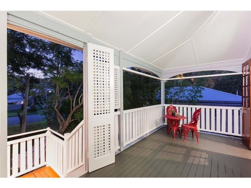 6 Arabella Street, Bardon QLD 4065