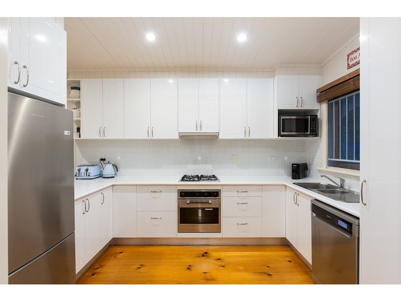 6 Arabella Street, Bardon QLD 4065