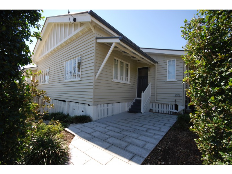 29 Glen Road, The Gap QLD 4061