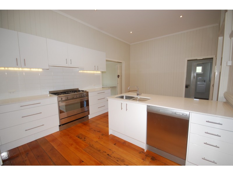 29 Glen Road, The Gap QLD 4061