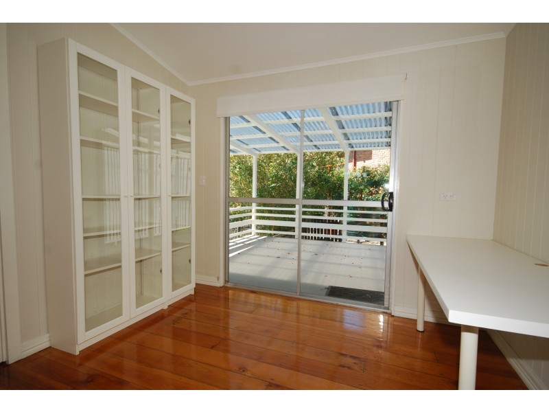 29 Glen Road, The Gap QLD 4061