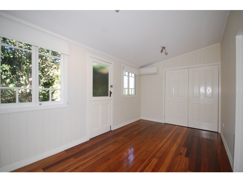 29 Glen Road, The Gap QLD 4061