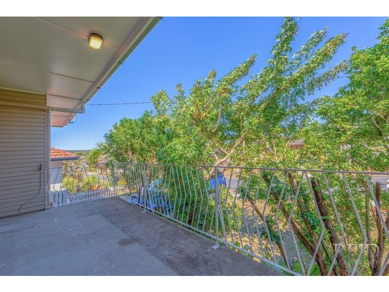 37 Chater Street, Carina QLD 4152