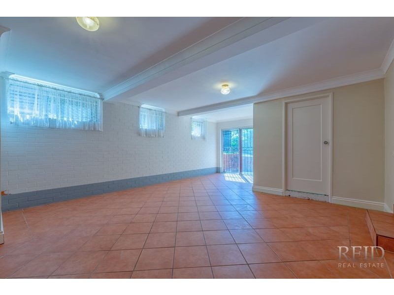 37 Chater Street, Carina QLD 4152