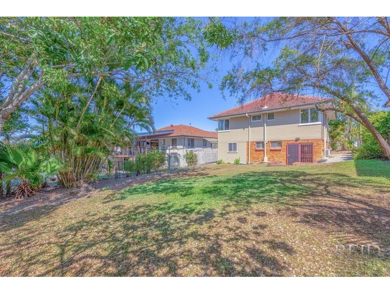 37 Chater Street, Carina QLD 4152