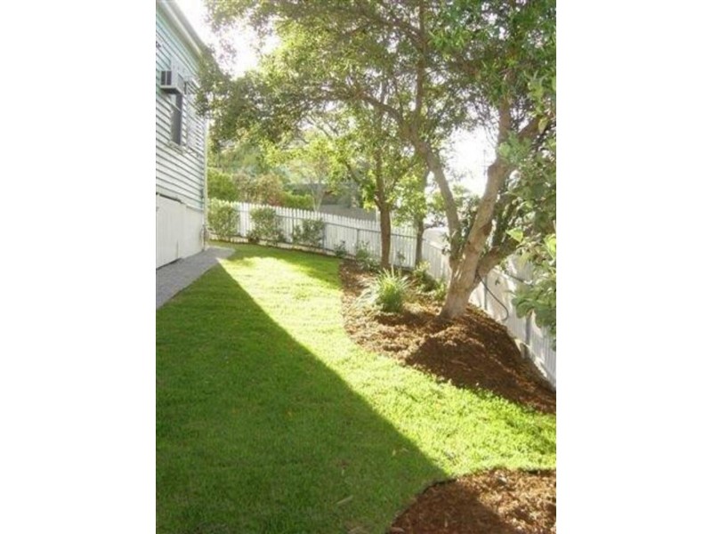 93 Lamont Road, Wilston QLD 4051