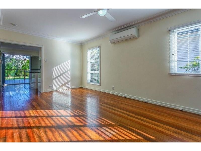 8 Romea Street, The Gap QLD 4061