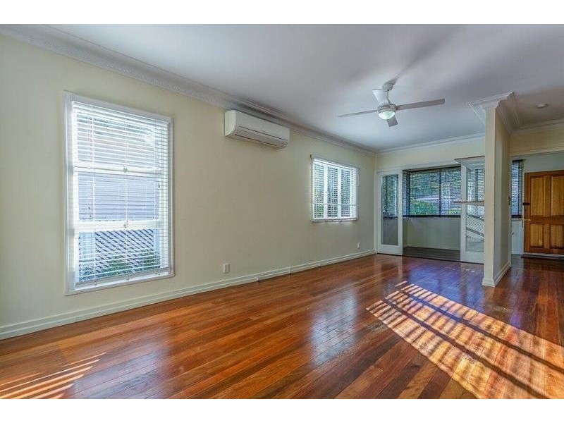 8 Romea Street, The Gap QLD 4061