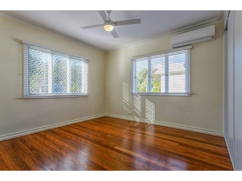 8 Romea Street, The Gap QLD 4061