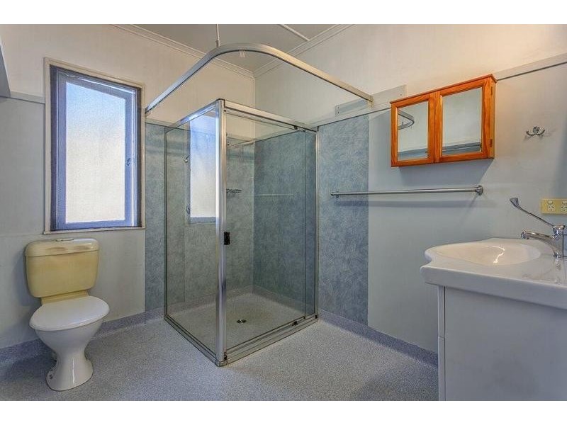 8 Romea Street, The Gap QLD 4061