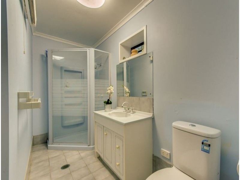 21 Wandearah Cres, Ferny Hills QLD 4055