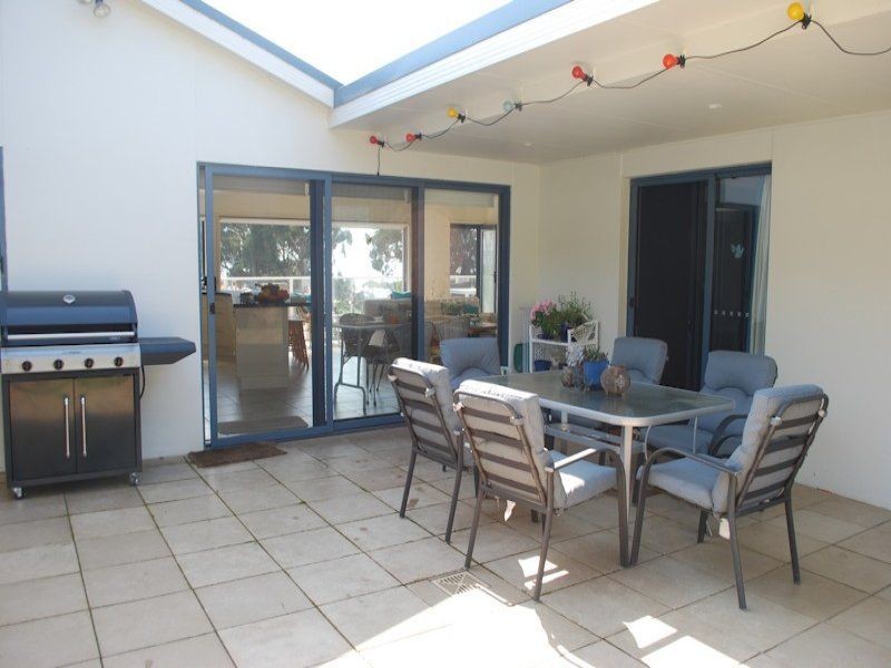 34 Jinjera Parade, Pambula Beach NSW 2549