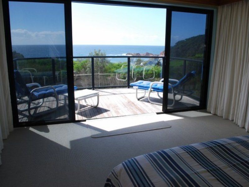 18 Dolphin Cove, Tura Beach NSW 2548