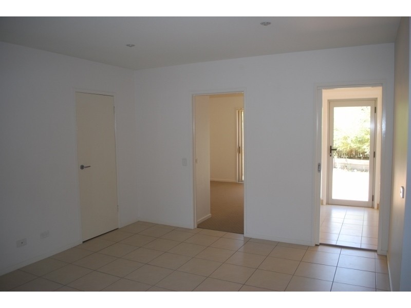 8/79-81 Culgoa Crescent, Pambula Beach NSW 2549