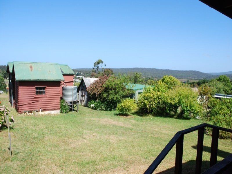 11 Monaro St, Pambula NSW 2549