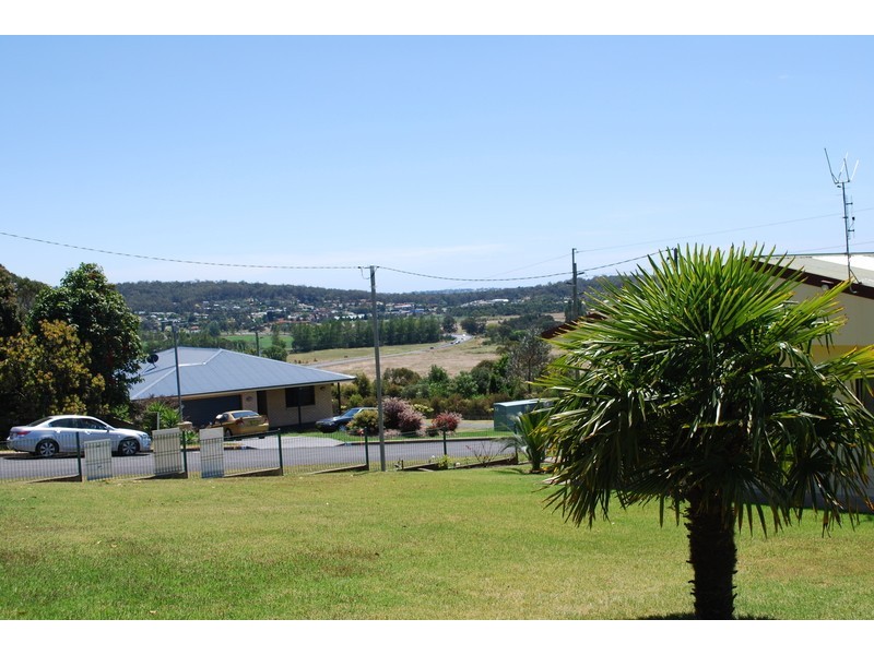 20 Pitt Street, South Pambula NSW 2549