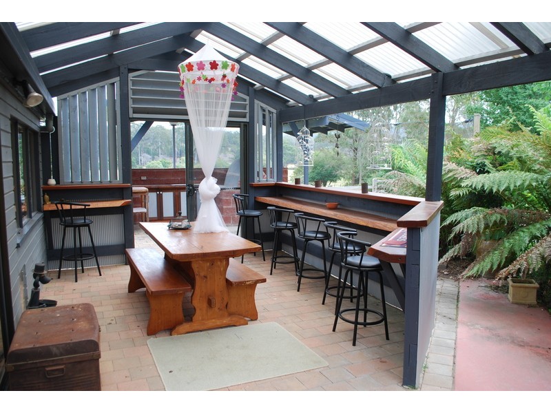 100 Yowaka River Rd, Greigs Flat NSW 2549