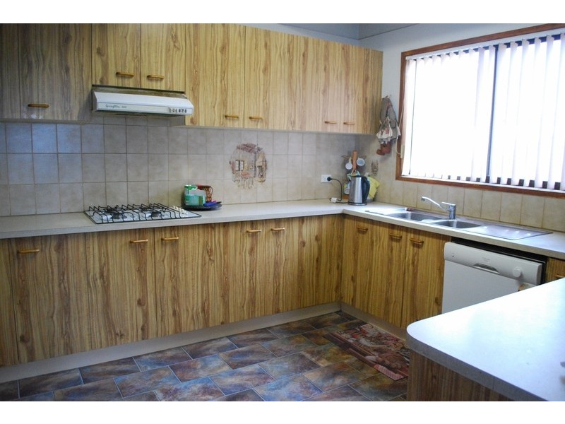 3 Pitt Street, South Pambula NSW 2549