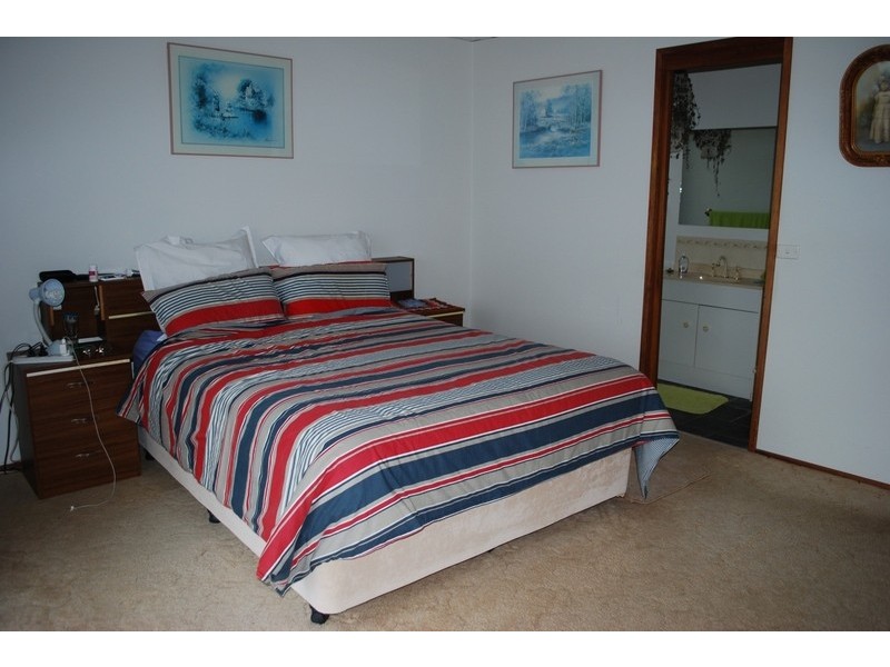3 Pitt Street, South Pambula NSW 2549