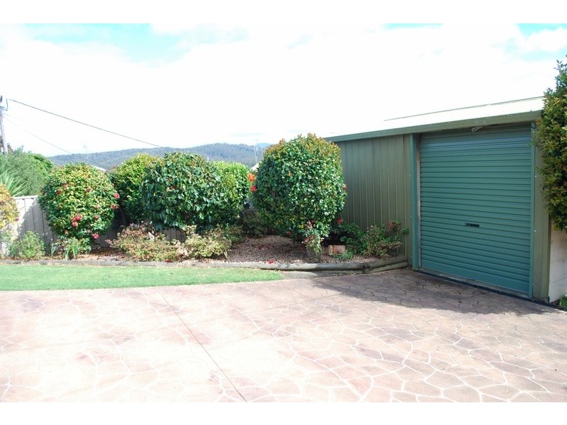 3 Pitt Street, South Pambula NSW 2549