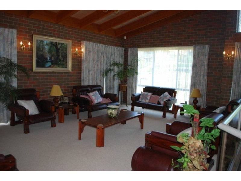 49 Jinjera Parade, Pambula Beach NSW 2549