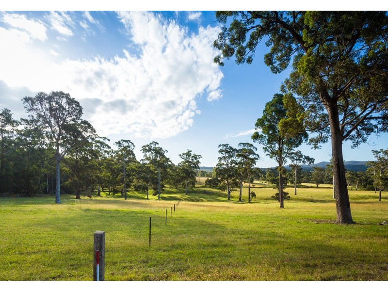 13 Millingandi Road, Millingandi NSW 2549