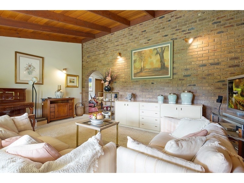 29 Stringybark Place, Millingandi NSW 2549