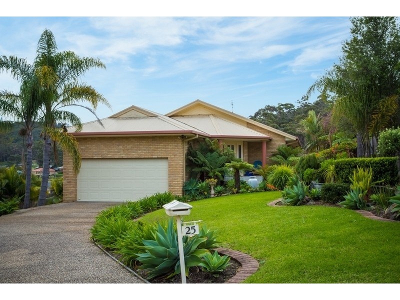 25 Lakewood Drive, Merimbula NSW 2548
