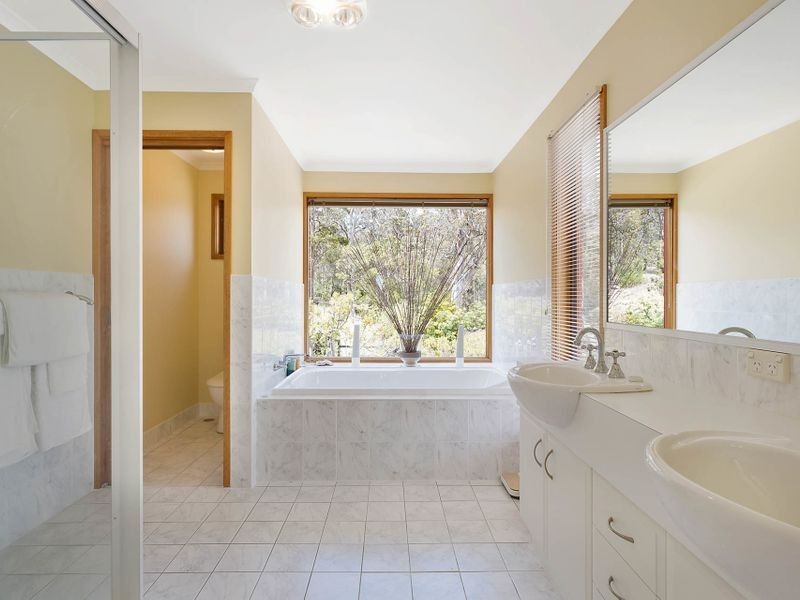 20 Jinjera Parade, Pambula Beach NSW 2549