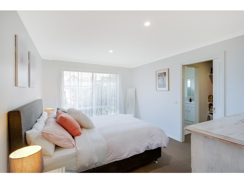 67 Rainbow Street, Pambula NSW 2549