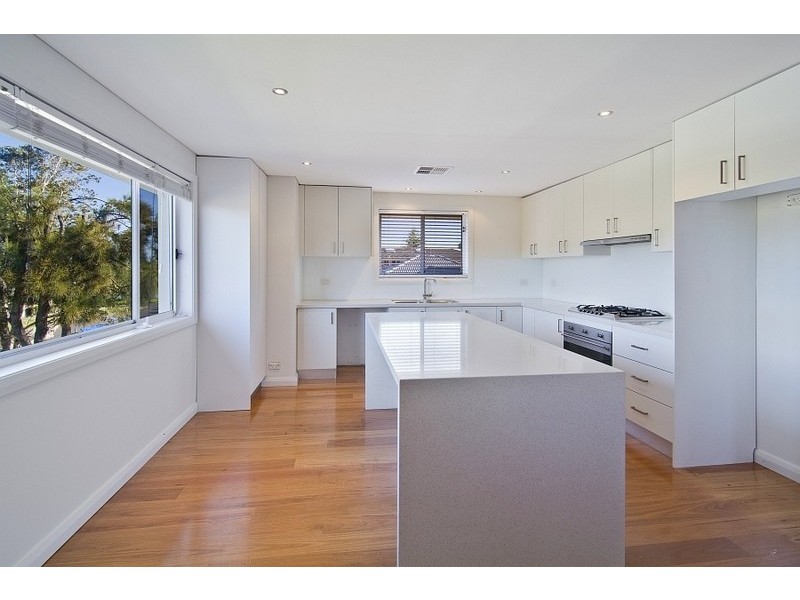 90a Macquarie Street, Chifley NSW 2036