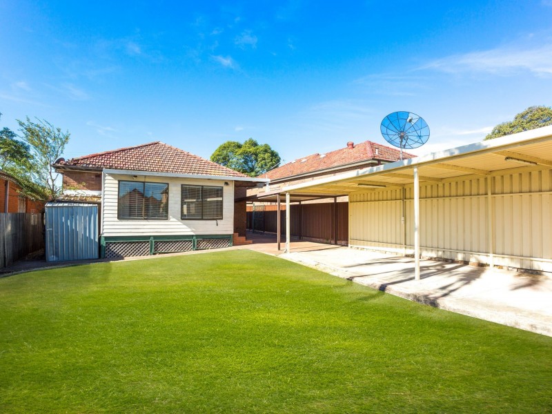 109 Staples Street, Kingsgrove NSW 2208