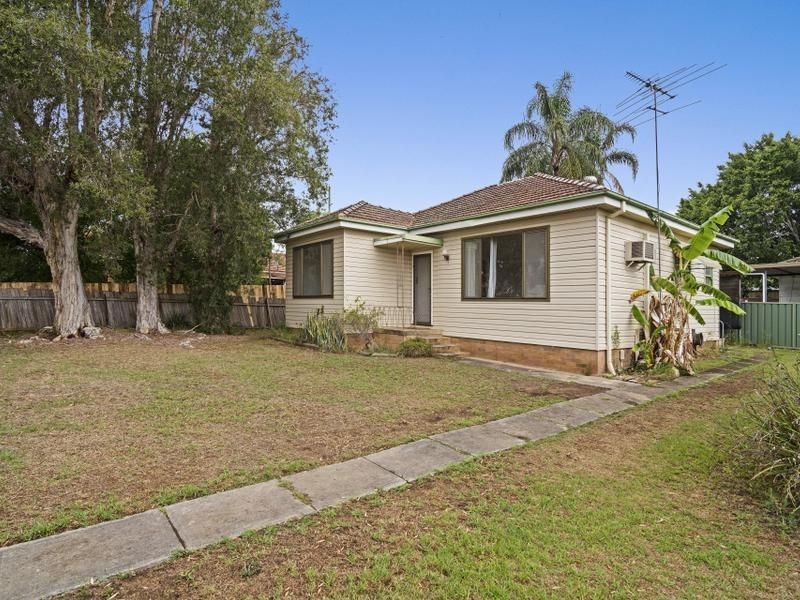 3 Cambridge Street, Ingleburn NSW 2565