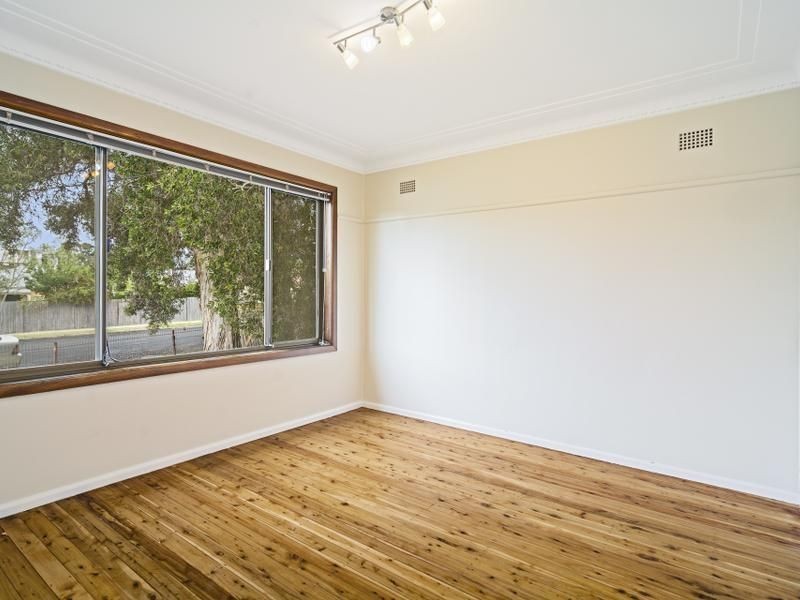 3 Cambridge Street, Ingleburn NSW 2565