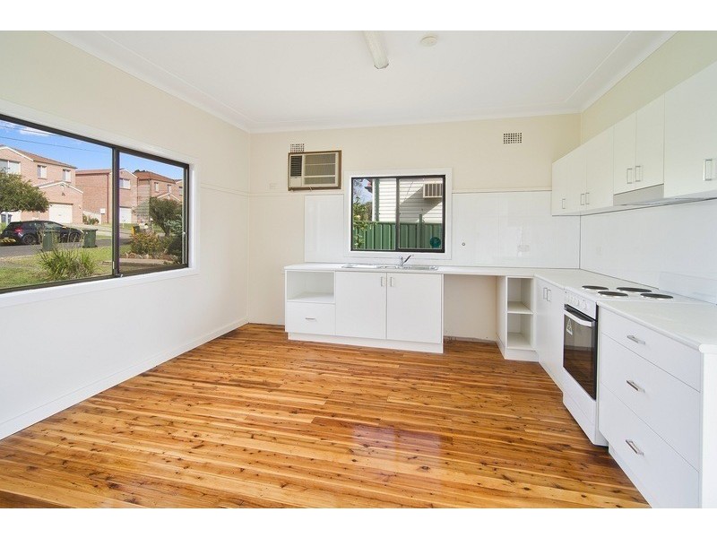 5 Lionel Street, Ingleburn NSW 2565