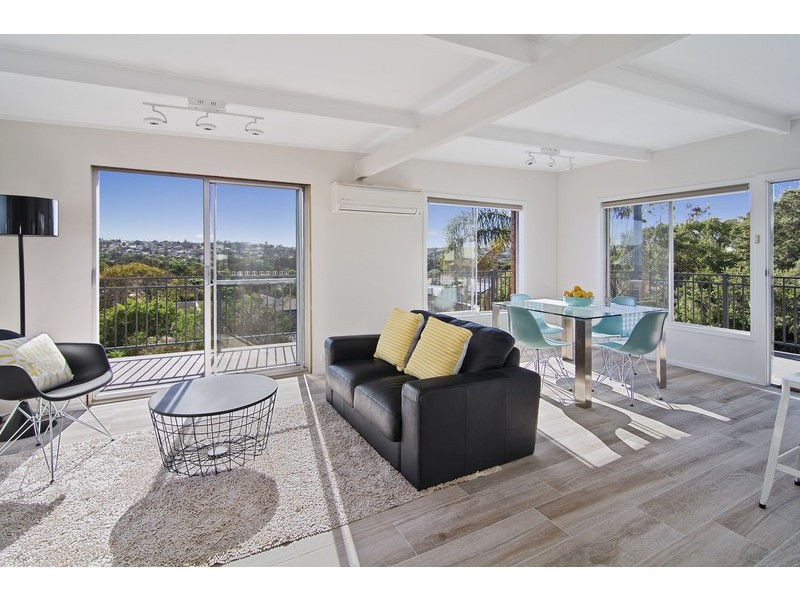 53 Curl Curl Parade, Curl Curl NSW 2096