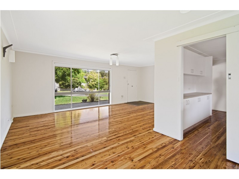 8 Anthony Road, Castle Hill NSW 2154