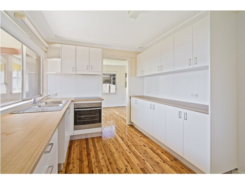 8 Anthony Road, Castle Hill NSW 2154