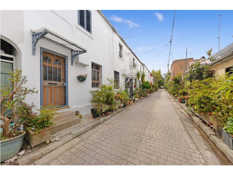 9 McElhone Place, Surry Hills NSW 2010