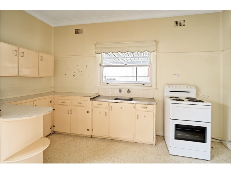 3 Lionel Street, Ingleburn NSW 2565