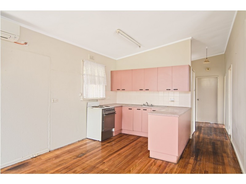 1 Brenda Street, Ingleburn NSW 2565